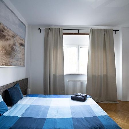 Cismigiu Garden Apartment บูคาเรสต์ ภายนอก รูปภาพ