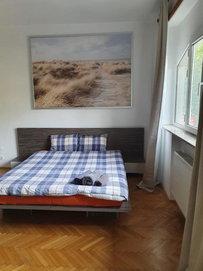 Cismigiu Garden Apartment บูคาเรสต์ ภายนอก รูปภาพ